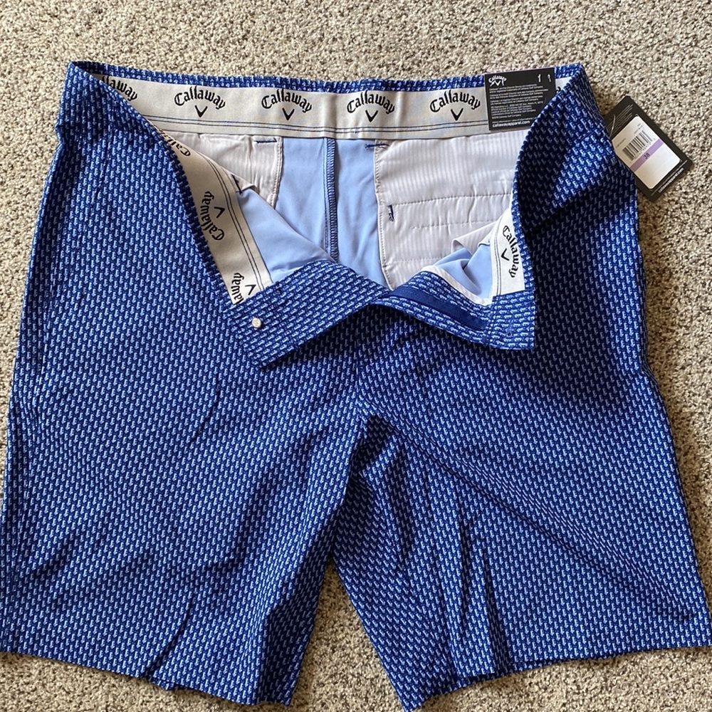 Callaway golf shorts. NWT size 38